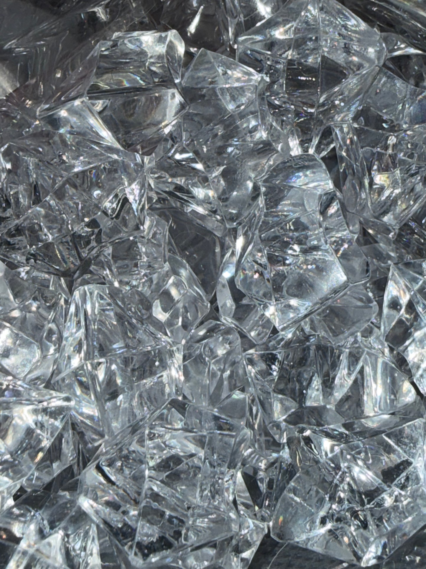 Fake ice cubes on top of lid